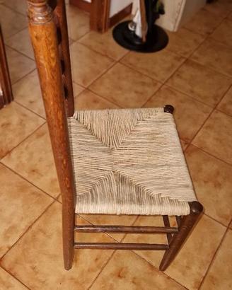 Sedie a scaletta in legno restaurate numero 4