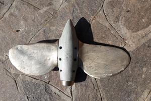 elica bipala a pale orientabili Maxprop 