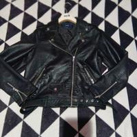 Chiodo nero in pelle