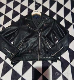 Chiodo nero in pelle