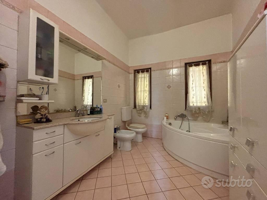 Appartamento – Vercelli, Porta Torino, L'Isola - Altro