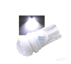 LAMPADA LED T10 CON LENTE DI INGRANDIMENTO