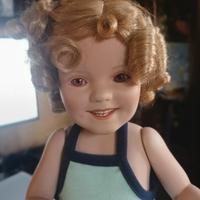 Shirley Temple  di porcellana "bathing beauty" 