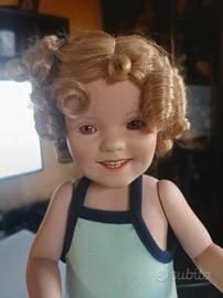 Shirley Temple  di porcellana "bathing beauty" 