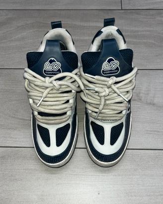 scarpe da ginnastica