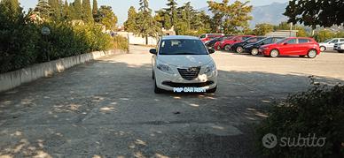 Lancia Ypsilon 1.2 69 CV 5 porte GPL Ecochic Gold