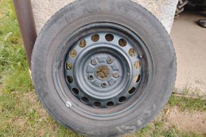 Cerchi in ferro 195/65R15 con copricerchio