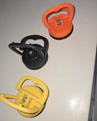 3 tira bolli auto