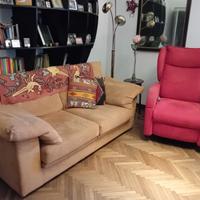 Divani in pelle scamosciata