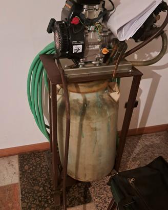 pompa  irroratrice con motore a benzina