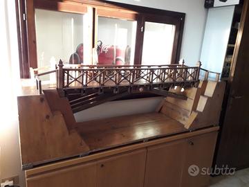 Modellino ponte in legno