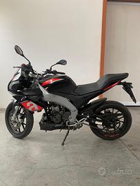 Aprilia Tuono 125cc con ABS - Anno 2017