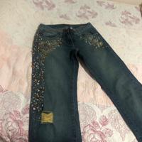 Jeans Sisley con pietre