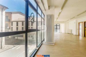 MULTILOCALE A THIENE