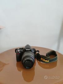 Nikon D3100 + obiettivo 18-55mm