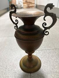 Antico vaso in rame