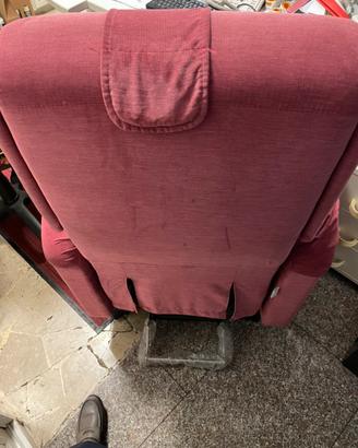 Poltrona elettrica per anziani