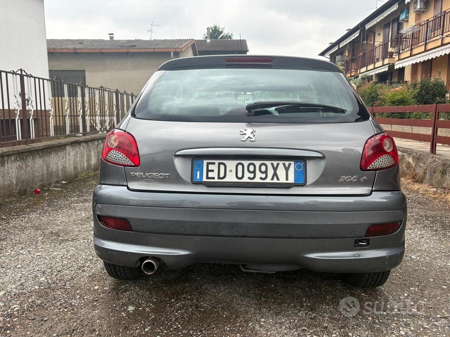 Peugeot 206 Plus 2010 photo 2