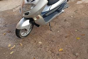 Scooter 50cc Kymco Bet & Win – buone condizioni