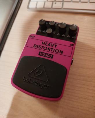 pedale distorsione behringer