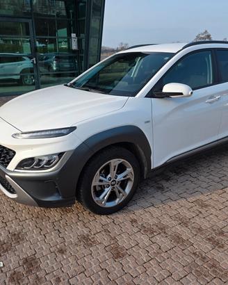 Hyundai Kona Hybrid 48V valutiamo usato /