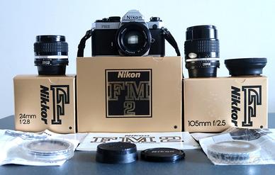 Stupenda NIKON FM2 come nuova con 24-50-105mm
