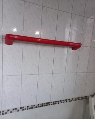Kit portasciugamani e specchio con anta bagno