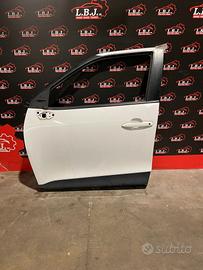 Porta anteriore sinistra Toyota Yaris Cross