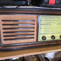 RADIO DI LEGNO  E REGISTRATORI.