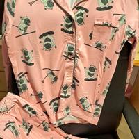 Pigiama rosa con yeti