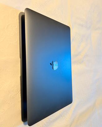 MacBook Air 13" M1 (2020)