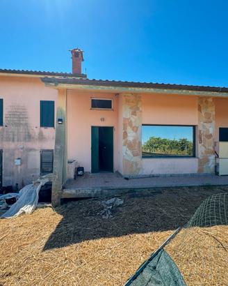 Villasor. Villa su lotto di 770mq