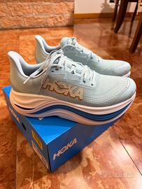 HOKA skyward X n.42 2/3
