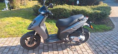Piaggio Typhoon 125 - 2015