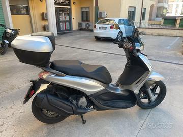 Beverly 350s