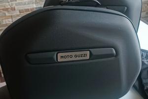 Borse laterali termoformate  per Moto Guzzi V7