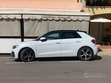 Audi A1 35TFSI S-TRONIC ADMIRED ADVANCED