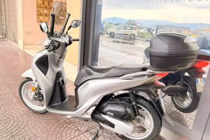 HONDA SH 150 PASSAGGIO E TAGLIANDO INCLUSO MINI