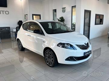 Lancia Ypsilon 1.0 Hybrid Gold 2022