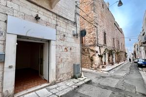 Locale commerciale imbriani | ostuni (br)