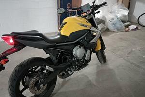 Yamaha XJ6 - 2009