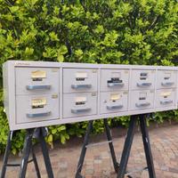 cassettiera metallo industriale