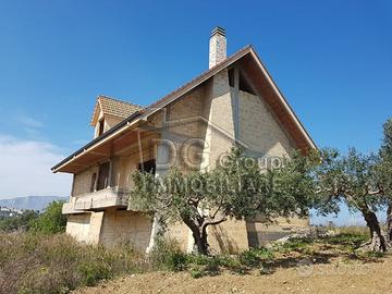 Villa con Terreno con vista panoramica, vicino la