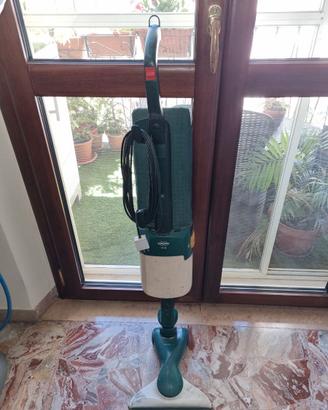 Folletto VK 122 + accessori vari più recenti