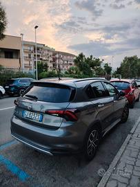 FIAT tipo cross