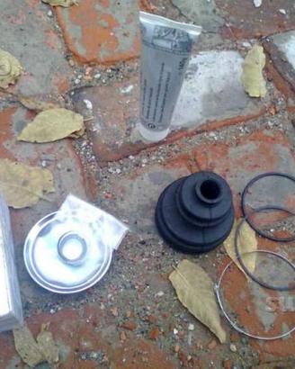Cuffia Audi per semiasse lato cambio 4B0498201