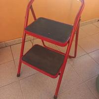 Scaletta in metallo due gradini