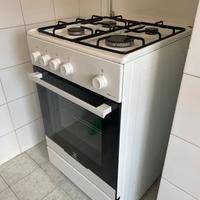 Cucina a gas e forno Electrolux Rex  - come nuova