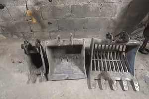 ATTREZZI PER MINI ESCAVATORE