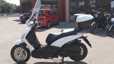 Piaggio Beverly 300